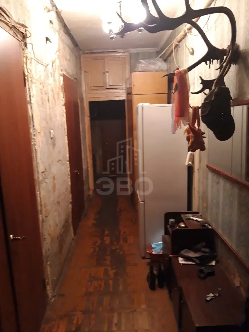 трехкомнатная квартира в Санкт-Петербурге по адресу: Стахановцев ул., 4А