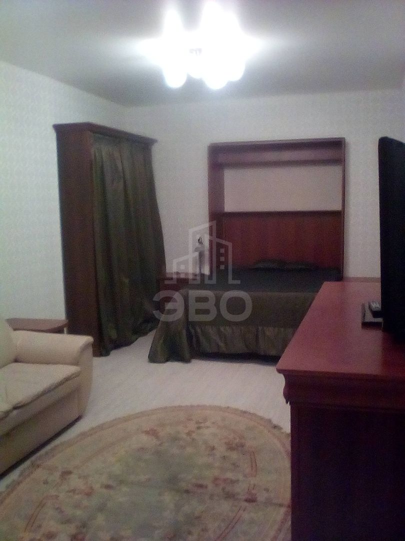 однокомнатная квартира в Санкт-Петербурге по адресу: Грибоедова канала наб., 19