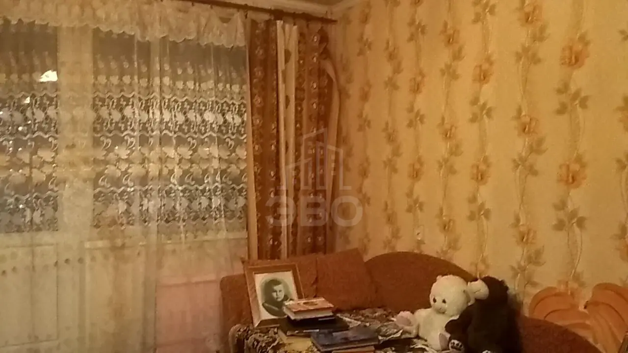 трехкомнатная квартира в Санкт-Петербурге по адресу: Октябрьская наб., 68