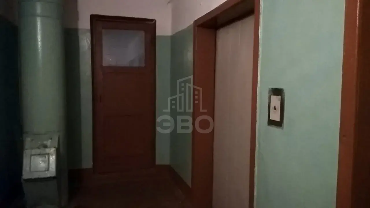 трехкомнатная квартира в Санкт-Петербурге по адресу: Октябрьская наб., 68