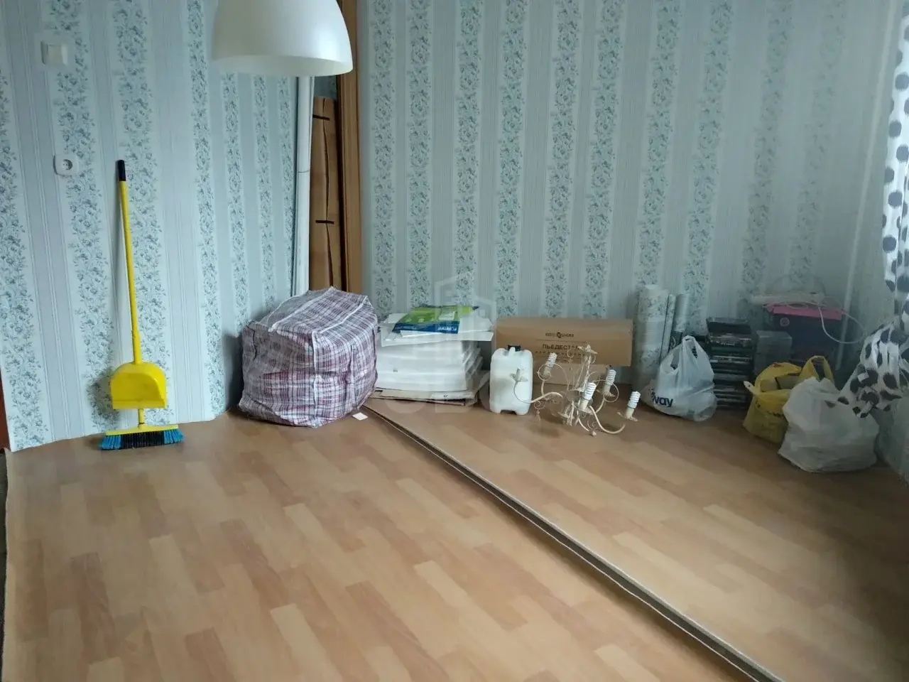 комната в Санкт-Петербурге по адресу: Богатырский пр-кт., 58, к 3