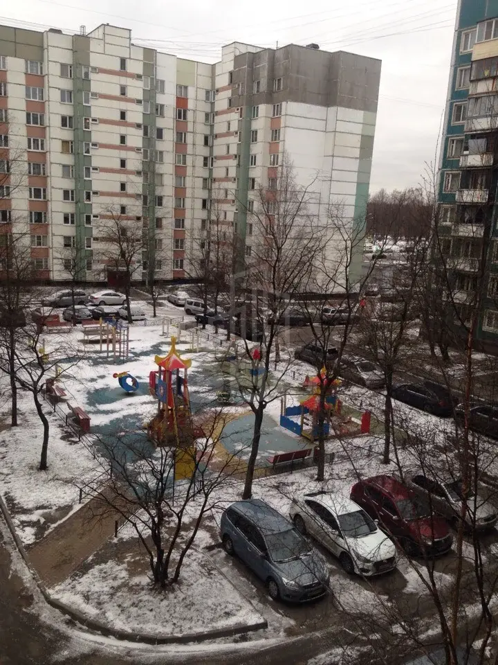 однокомнатная квартира в Санкт-Петербурге по адресу: Демьяна Бедного ул., 1, к 1