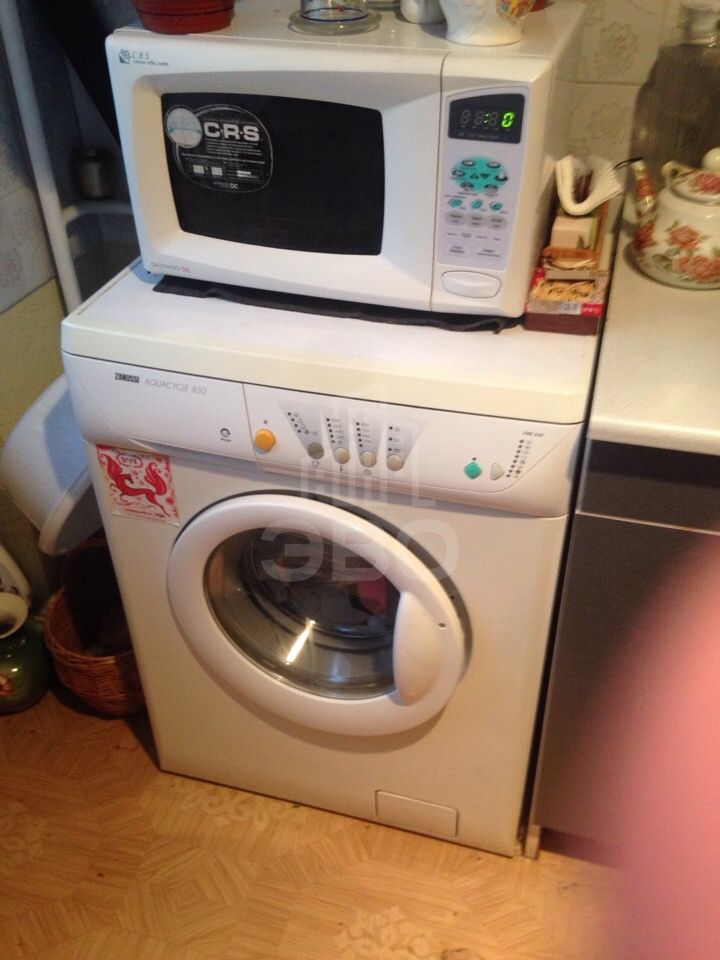 однокомнатная квартира в Санкт-Петербурге по адресу: Демьяна Бедного ул., 1, к 1