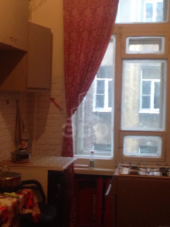 четырехкомнатная квартира в Санкт-Петербурге по адресу: Большой П.С. проспект, 74