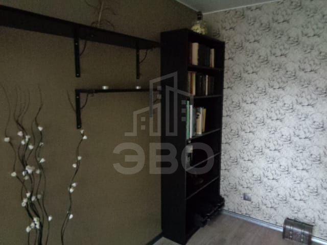 трехкомнатная квартира в Санкт-Петербурге по адресу: Маршала Жукова проспект, 35, к 3