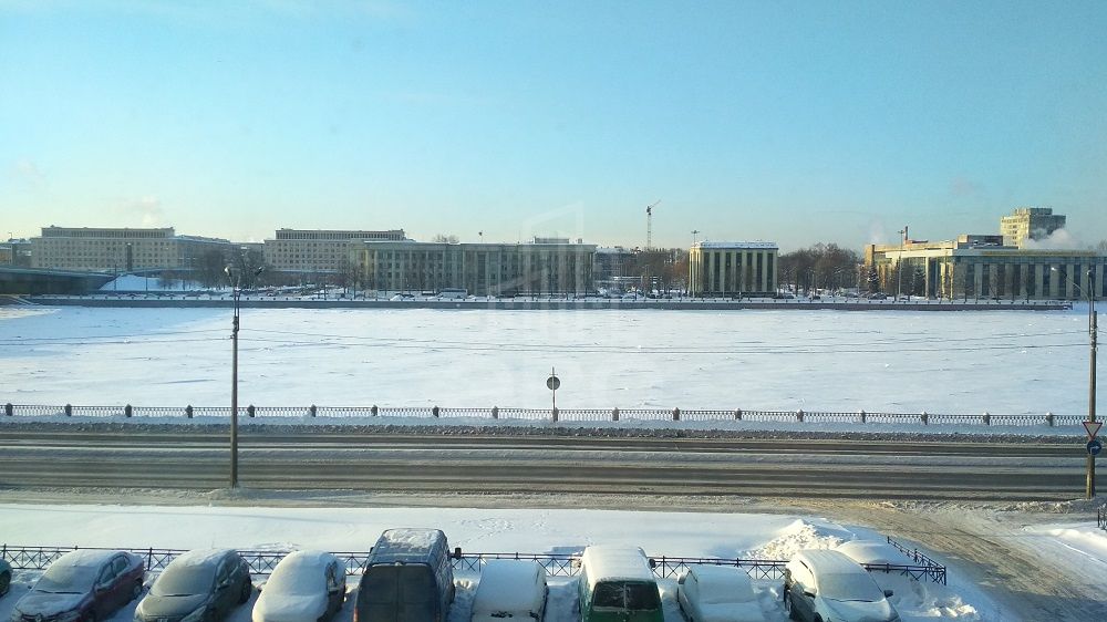 двухкомнатная квартира в Санкт-Петербурге по адресу: Октябрьская наб., 64, к 1