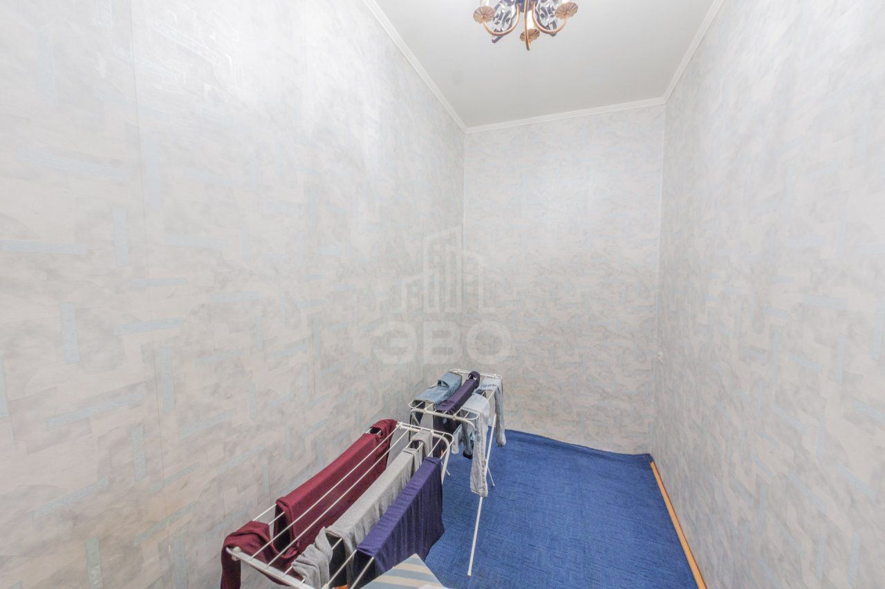 четырехкомнатная квартира в Санкт-Петербурге по адресу: 11-я В.О. линия, 20