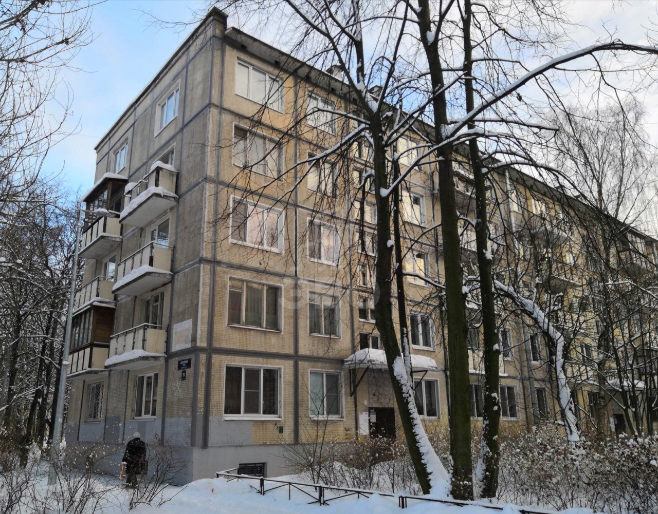 двухкомнатная квартира в Санкт-Петербурге по адресу: Бассейная ул., 79