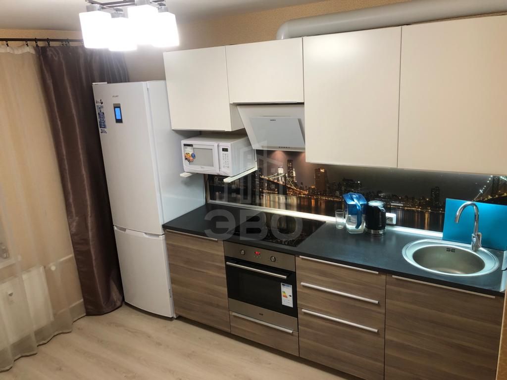 однокомнатная квартира в Санкт-Петербурге по адресу: Михаила Дудина ул., 12