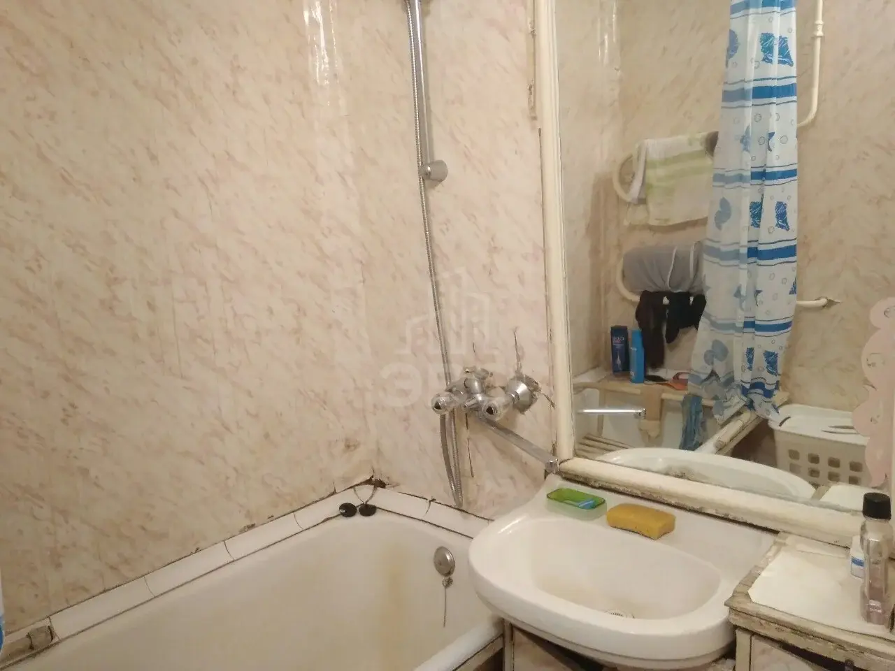 комната в Санкт-Петербурге по адресу: Софьи Ковалевской ул., 8, к 2