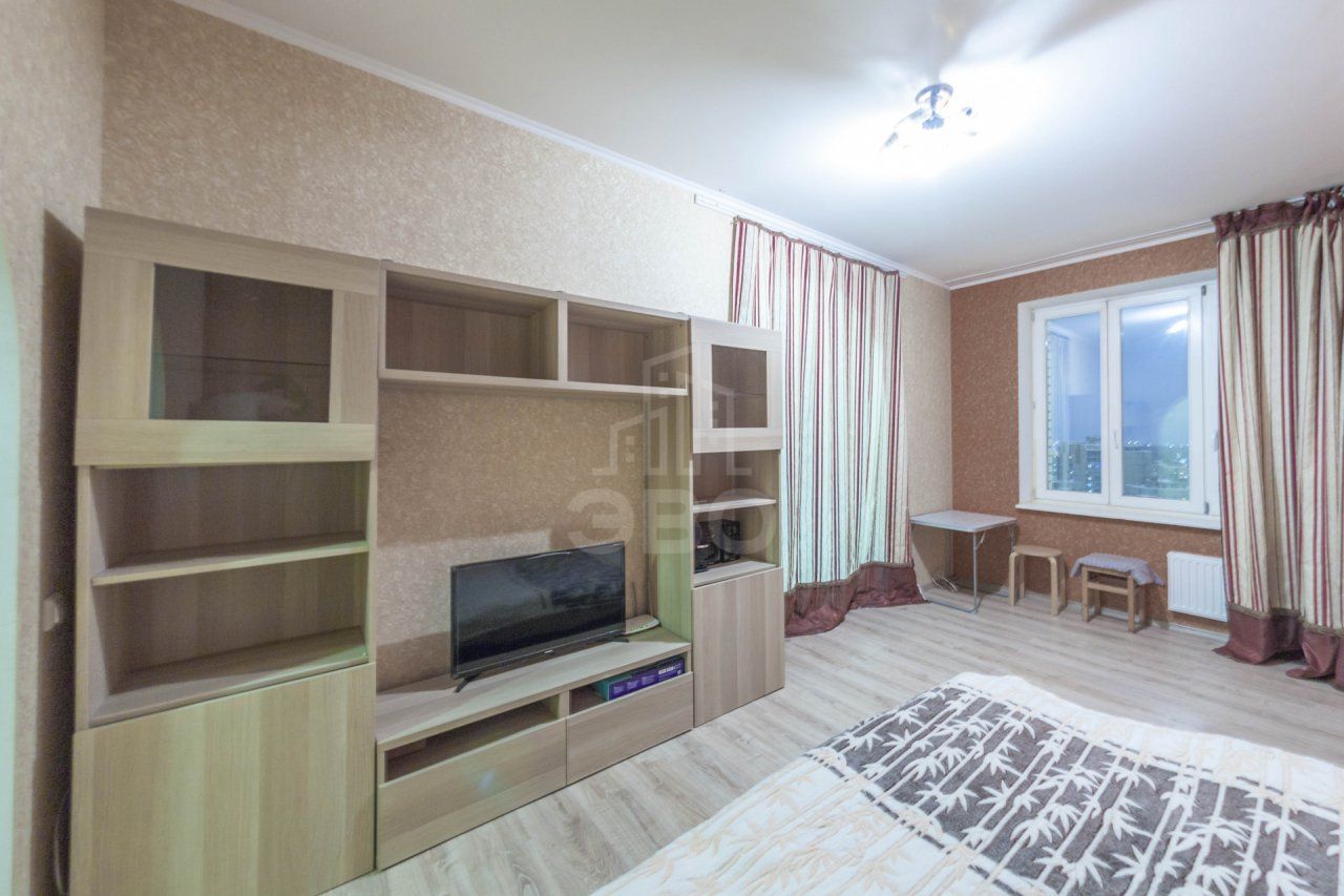 двухкомнатная квартира в Санкт-Петербурге по адресу: Луначарского пр-кт., 11, к 1