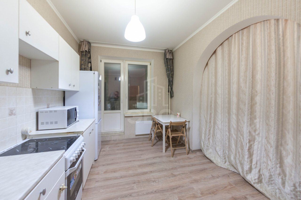 двухкомнатная квартира в Санкт-Петербурге по адресу: Луначарского пр-кт., 11, к 1