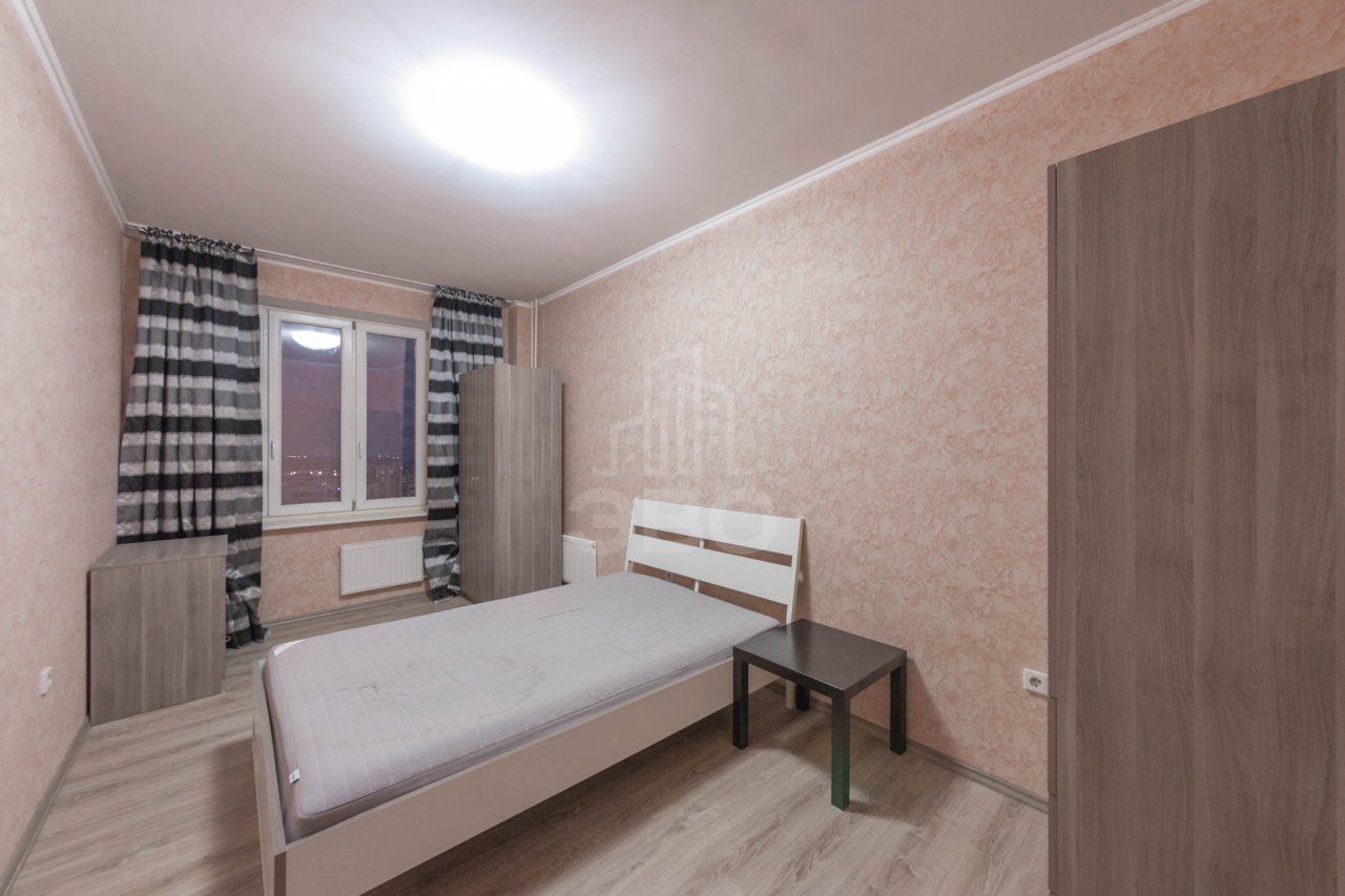 двухкомнатная квартира в Санкт-Петербурге по адресу: Луначарского пр-кт., 11, к 1