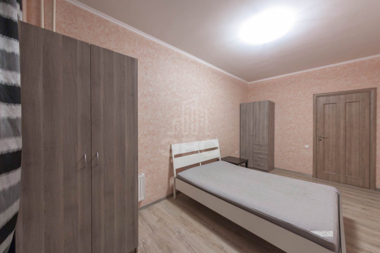 двухкомнатная квартира в Санкт-Петербурге по адресу: Луначарского пр-кт., 11, к 1