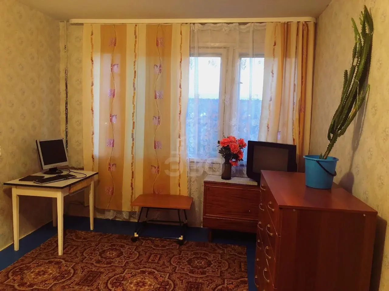 трехкомнатная квартира в Санкт-Петербурге по адресу: Пионерстроя ул., 15, к 3