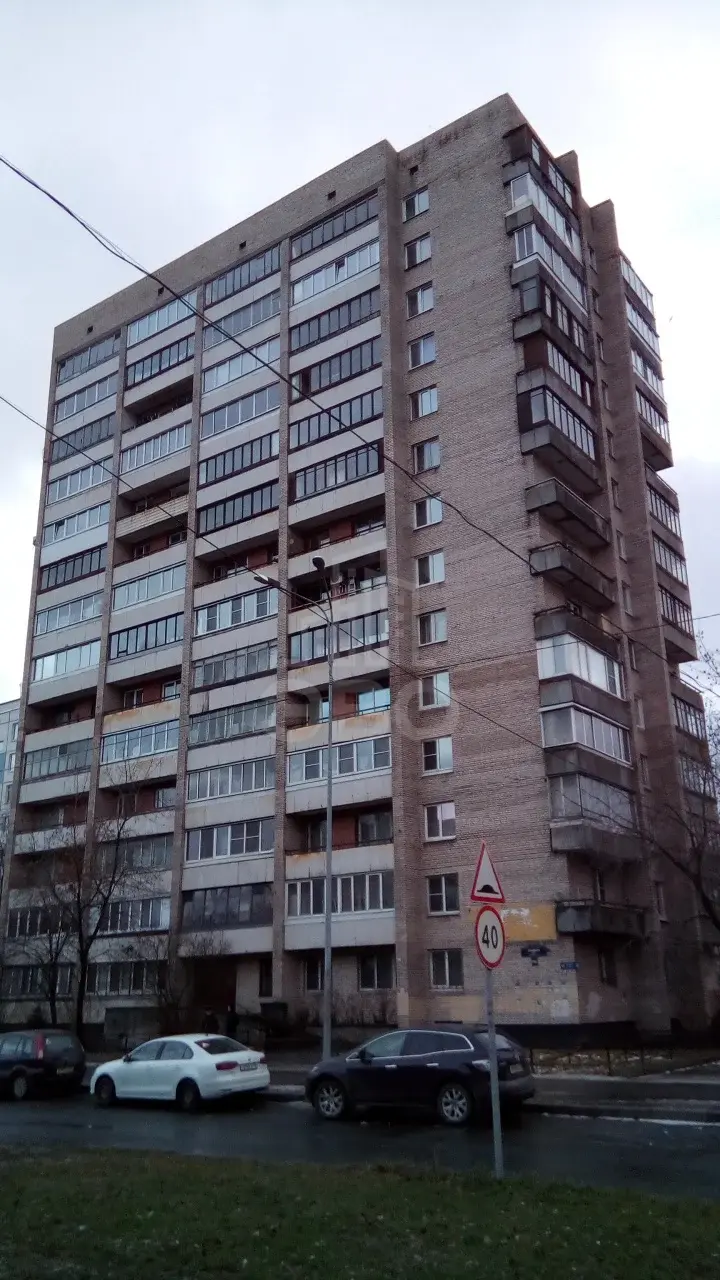 однокомнатная квартира в Санкт-Петербурге по адресу: Софийская ул., 41, к 1