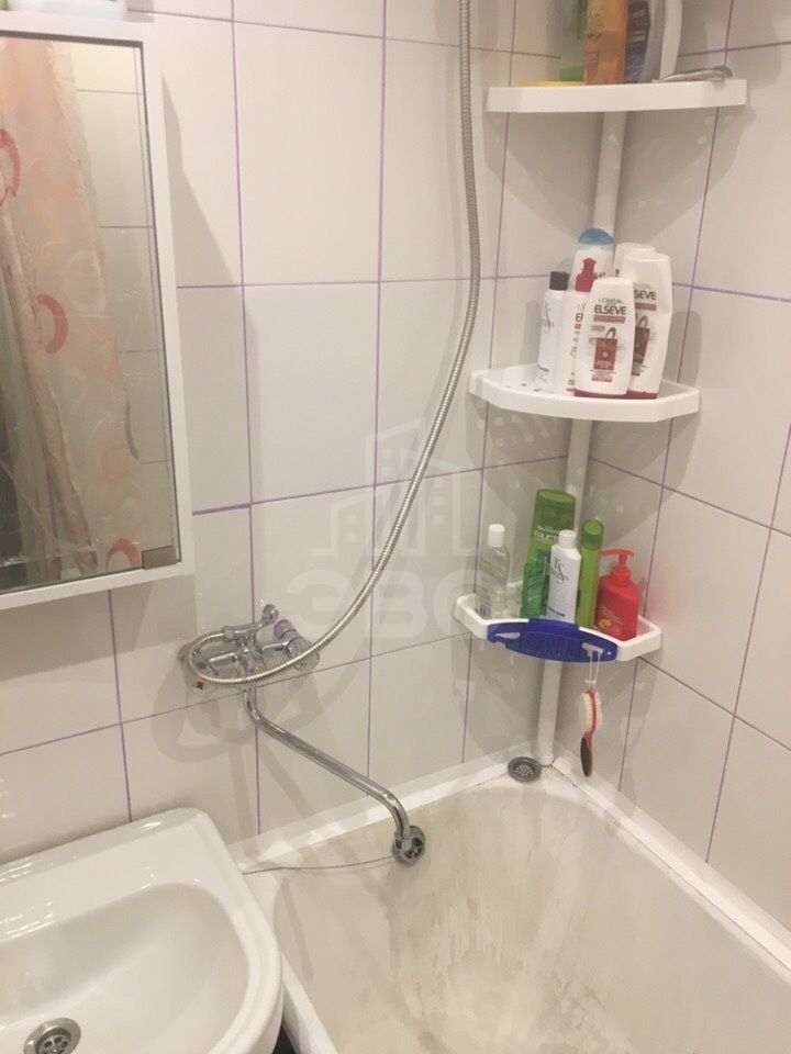 комната в Санкт-Петербурге по адресу: Партизана Германа ул., 24