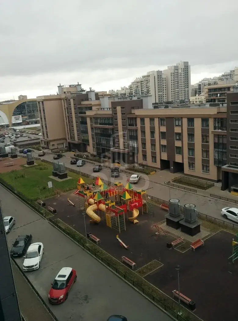 однокомнатная квартира в Санкт-Петербурге по адресу: Адмирала Трибуца ул., 7