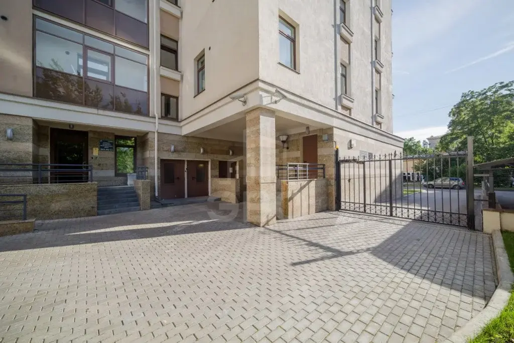 трехкомнатная квартира в Санкт-Петербурге по адресу: ул.Детская, д.18