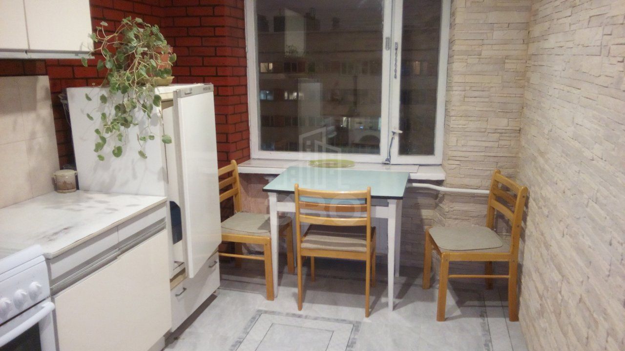 однокомнатная квартира в Санкт-Петербурге по адресу: Луначарского пр-кт., 70, к 1