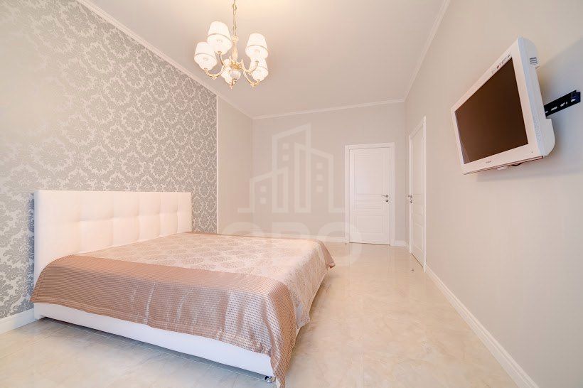 трехкомнатная квартира в Санкт-Петербурге по адресу: ул.Барочная, д.12