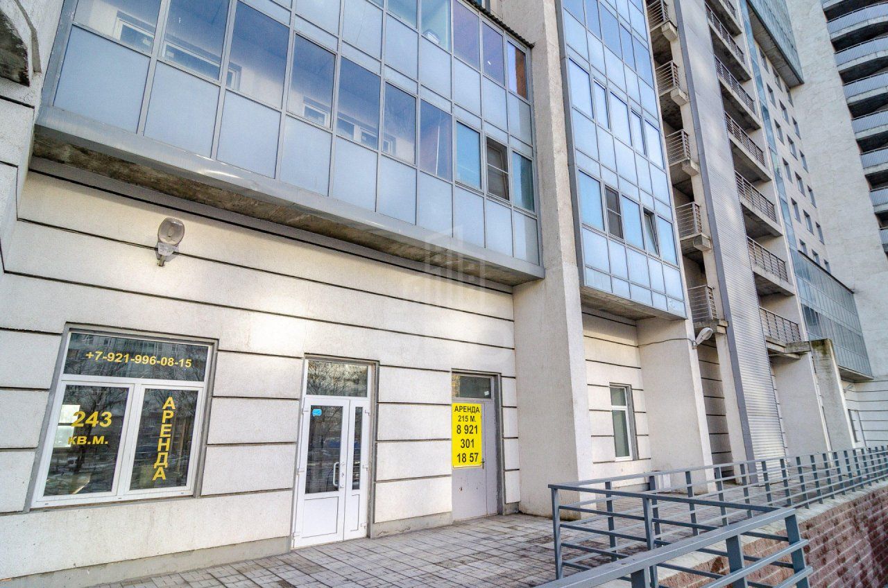 однокомнатная квартира в Санкт-Петербурге по адресу: Славы проспект, 51