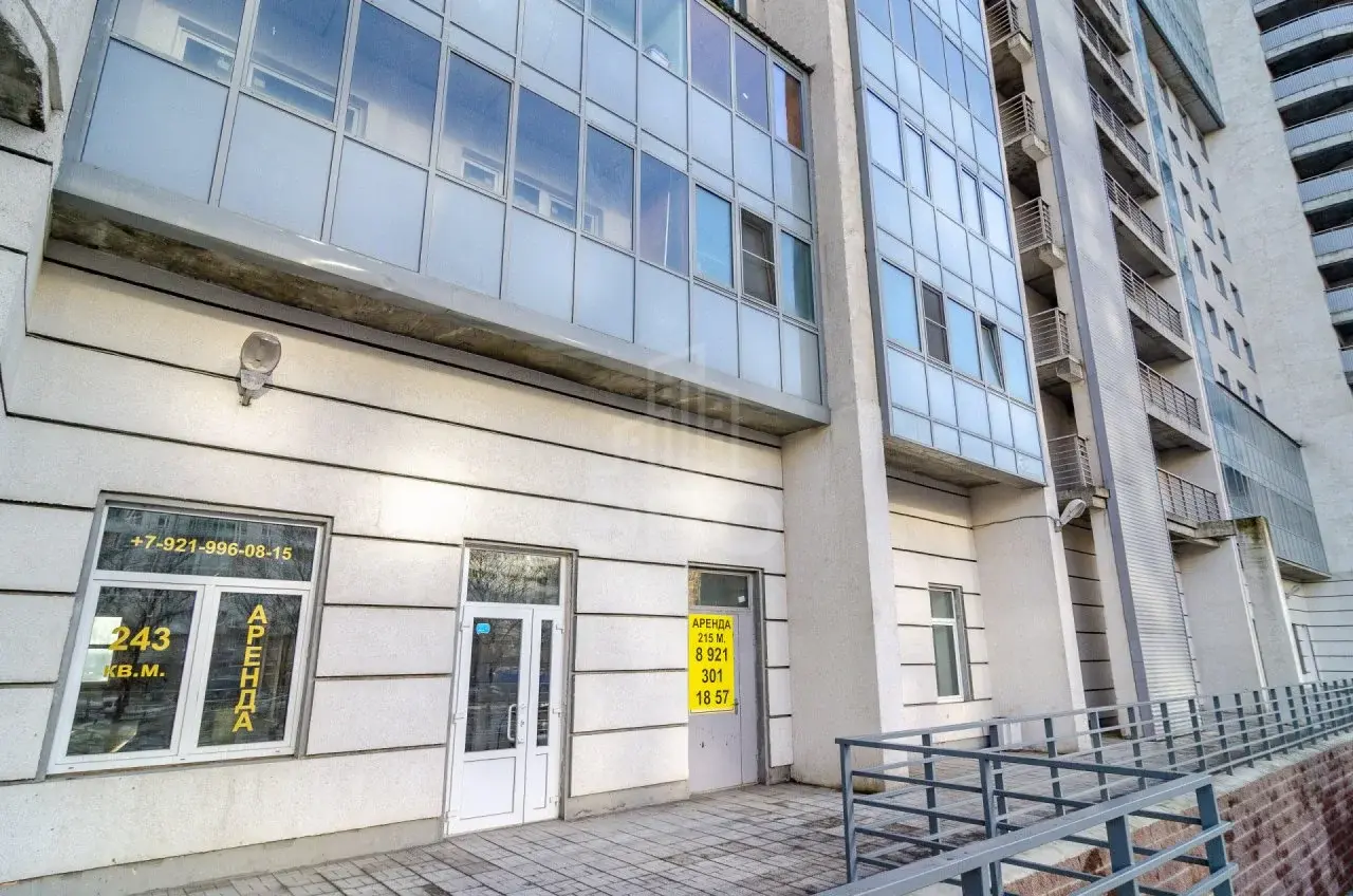 однокомнатная квартира в Санкт-Петербурге по адресу: Славы проспект, 51