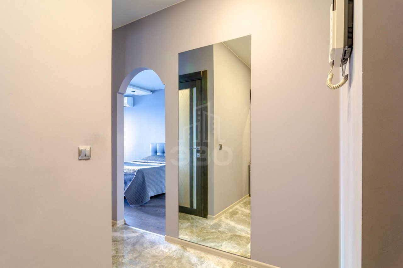 однокомнатная квартира в Санкт-Петербурге по адресу: Славы проспект, 51