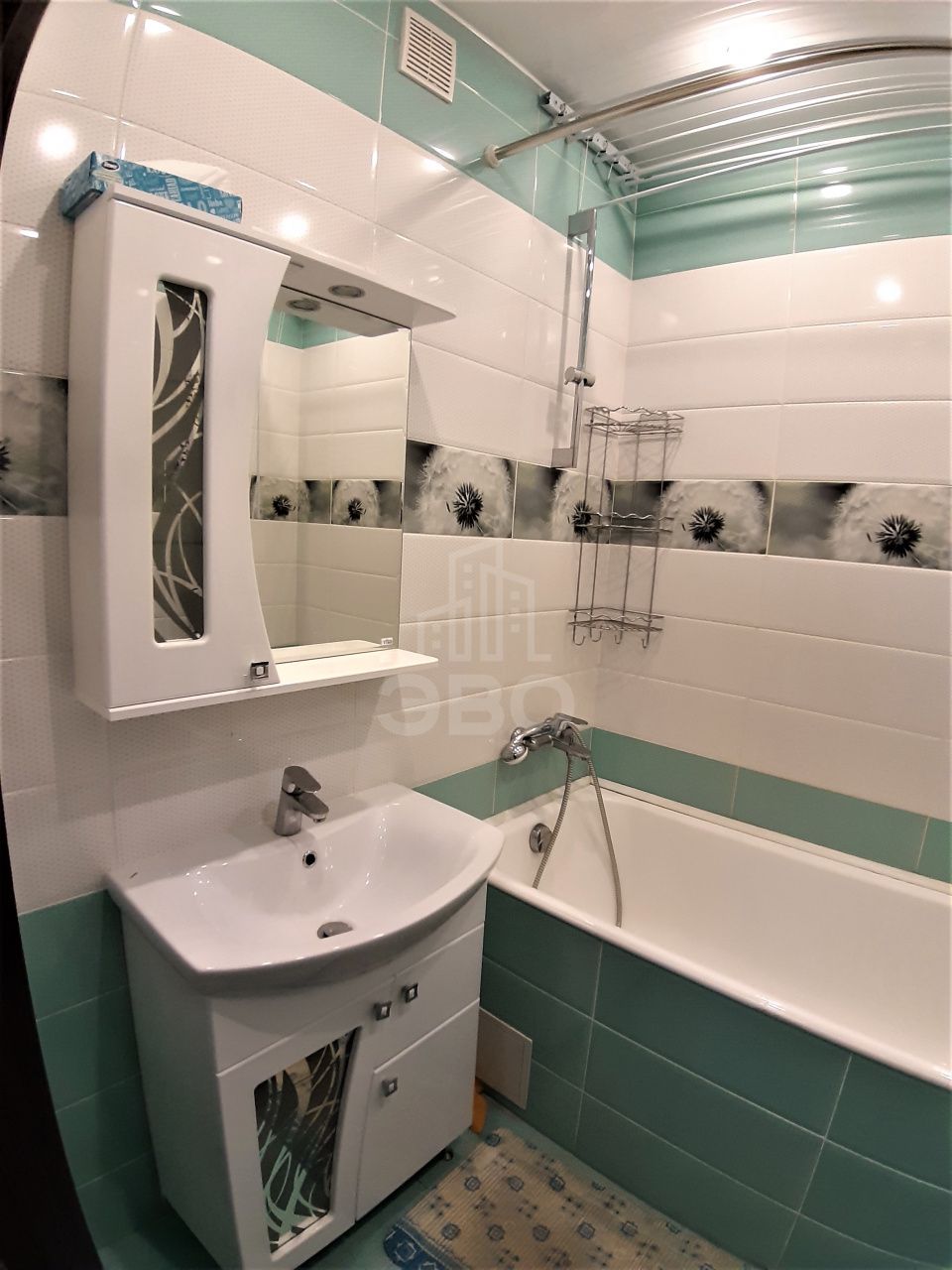 двухкомнатная квартира в Санкт-Петербурге по адресу: Кременчугская ул., 13, к 1