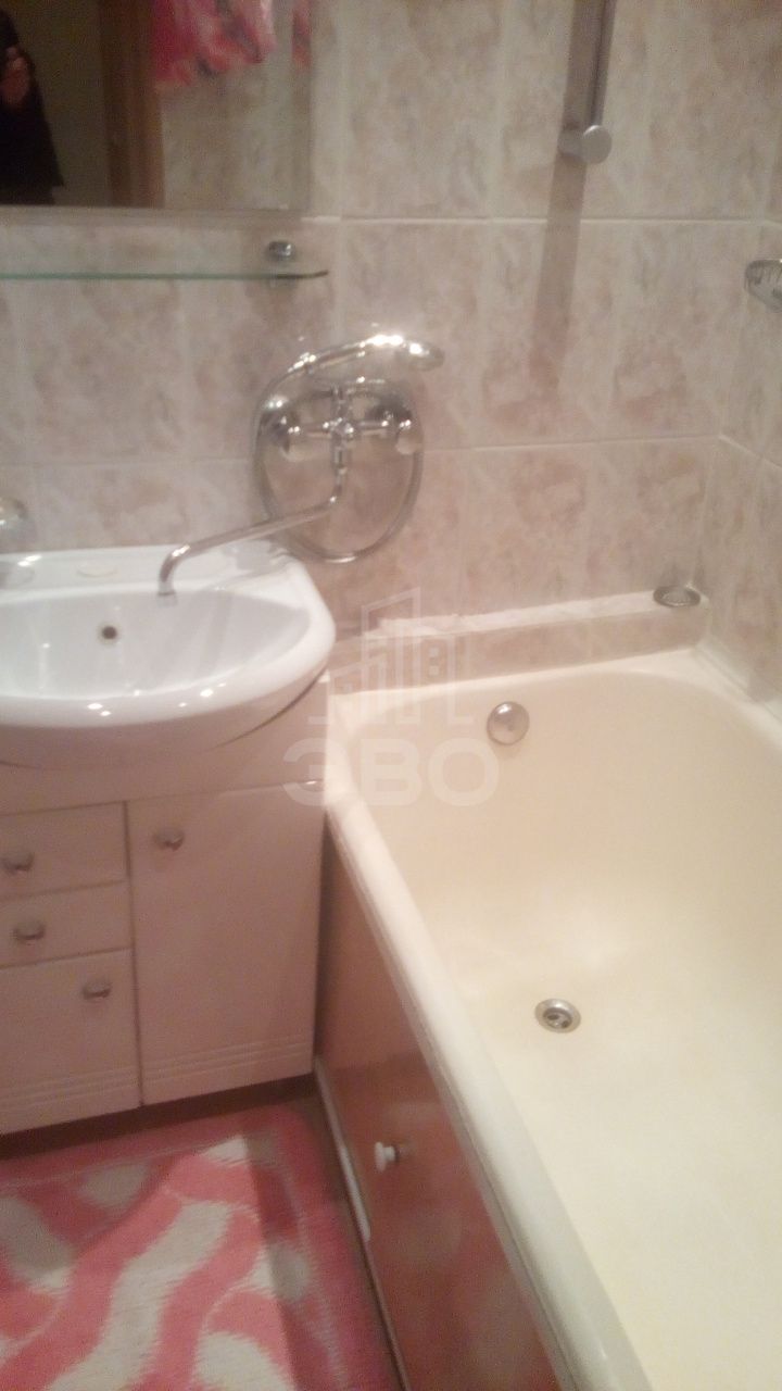 комната в Санкт-Петербурге по адресу: Северный пр-кт., 8, к 1