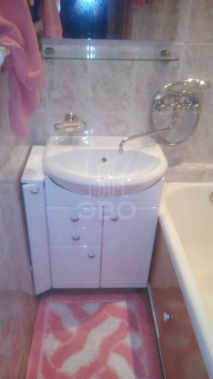 комната в Санкт-Петербурге по адресу: Северный пр-кт., 8, к 1