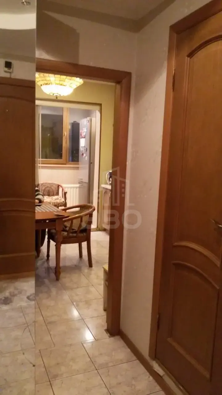 однокомнатная квартира в Санкт-Петербурге по адресу: Серебристый б-р., 37