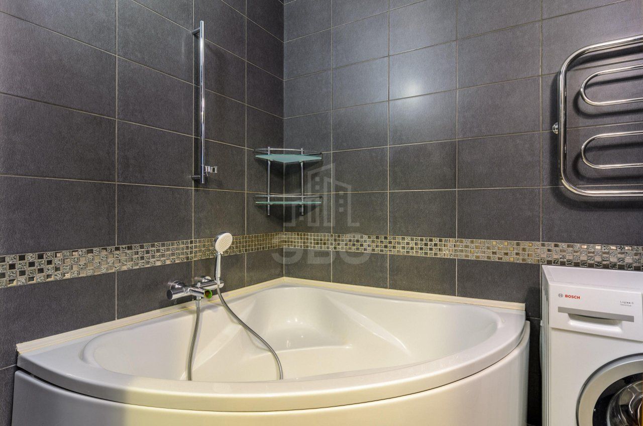 двухкомнатная квартира в Санкт-Петербурге по адресу: Планерная ул., 63, к 1