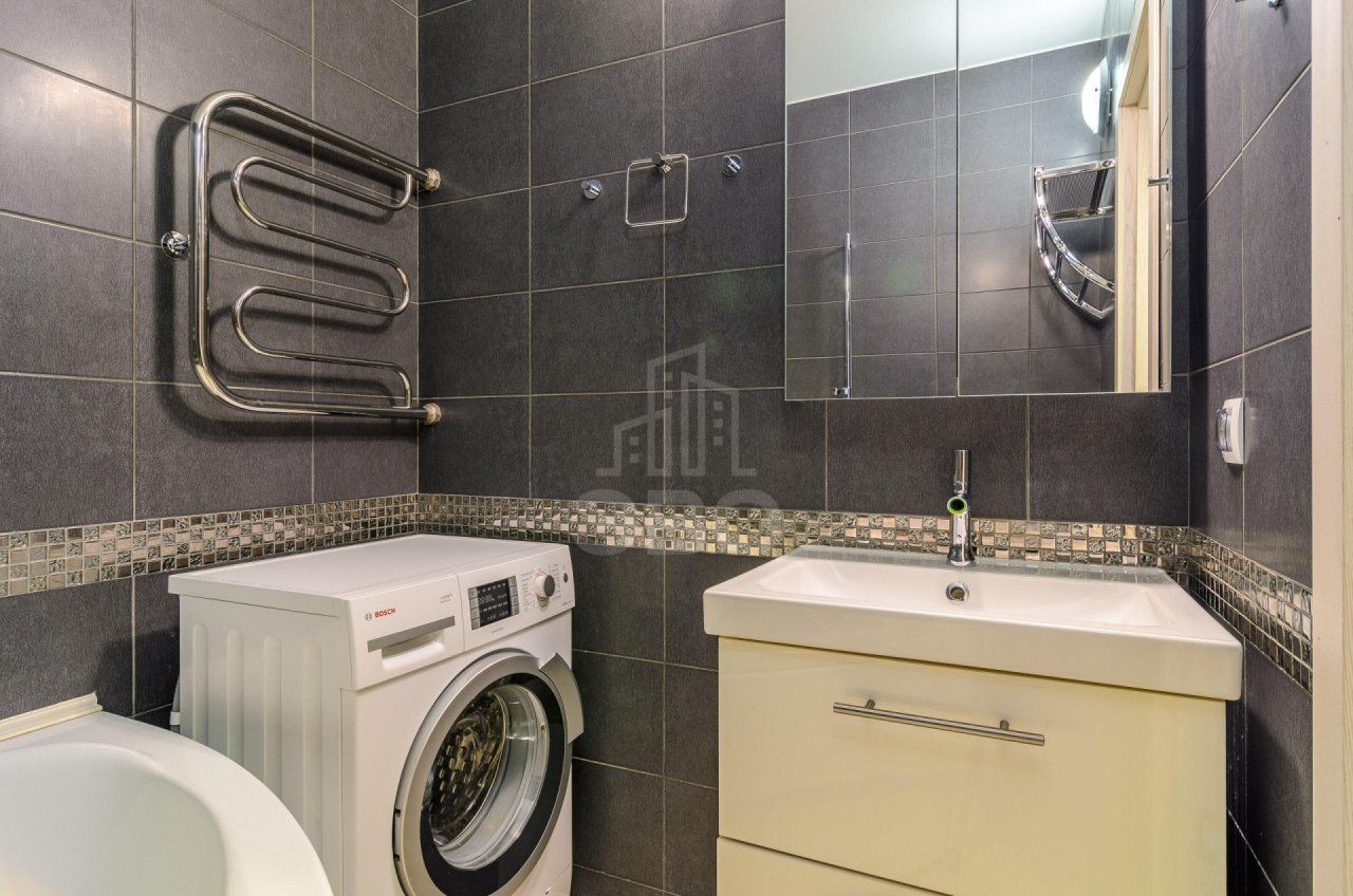 двухкомнатная квартира в Санкт-Петербурге по адресу: Планерная ул., 63, к 1