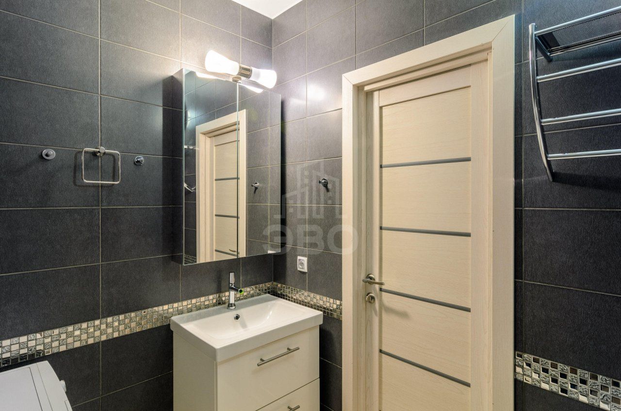 двухкомнатная квартира в Санкт-Петербурге по адресу: Планерная ул., 63, к 1