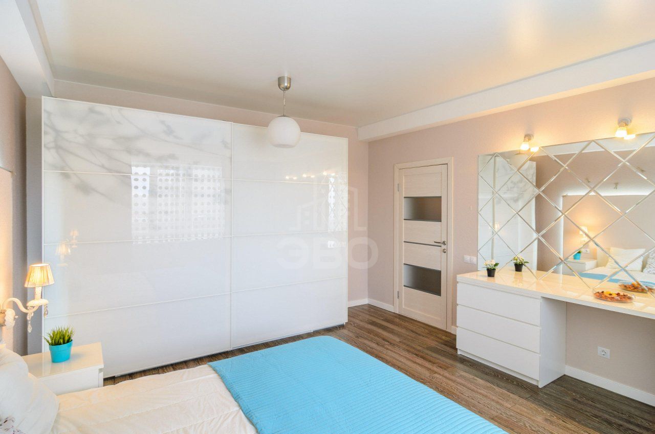 двухкомнатная квартира в Санкт-Петербурге по адресу: Планерная ул., 63, к 1