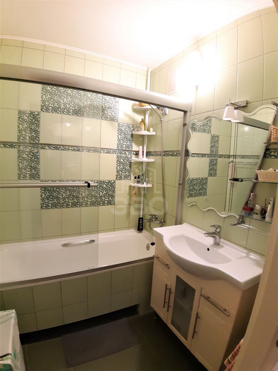 однокомнатная квартира в Санкт-Петербурге по адресу: Сиреневый б-р., 10