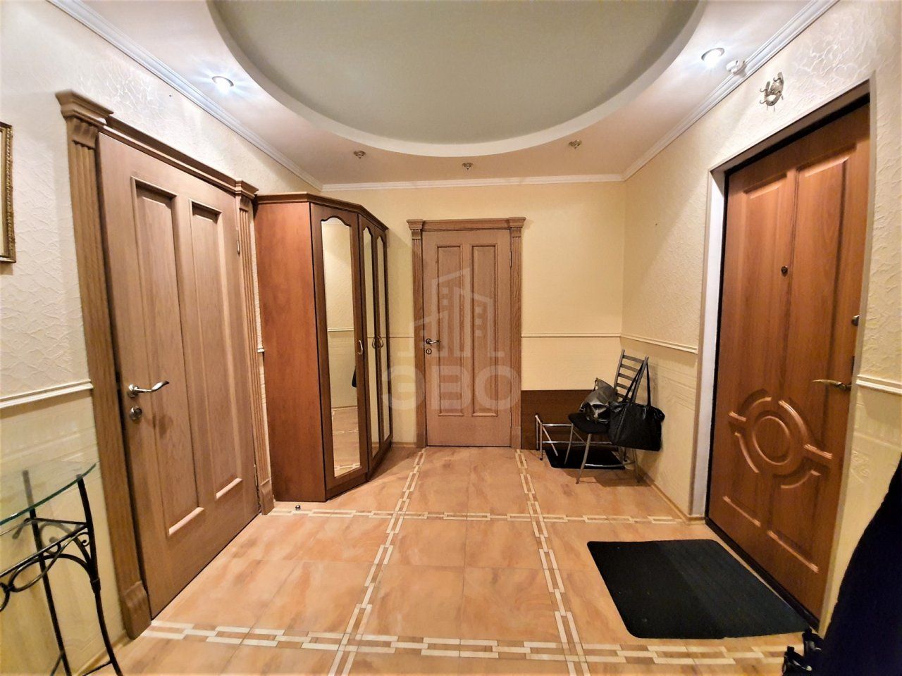 двухкомнатная квартира в Санкт-Петербурге по адресу: Сиреневый б-р., 10