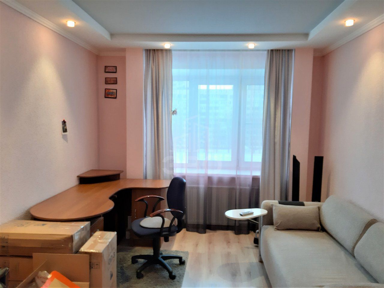 двухкомнатная квартира в Санкт-Петербурге по адресу: Сиреневый б-р., 10