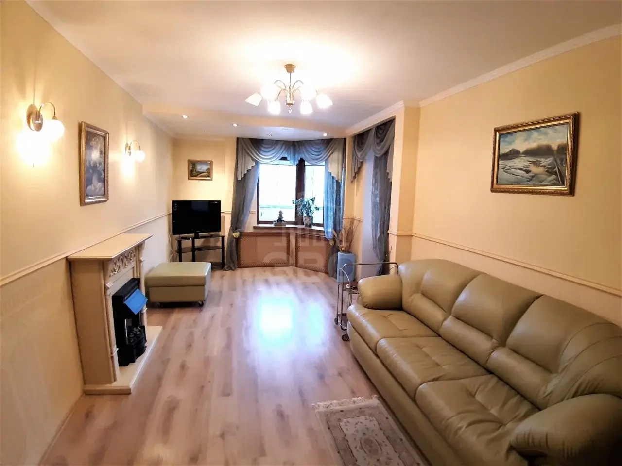 двухкомнатная квартира в Санкт-Петербурге по адресу: Сиреневый б-р., 10