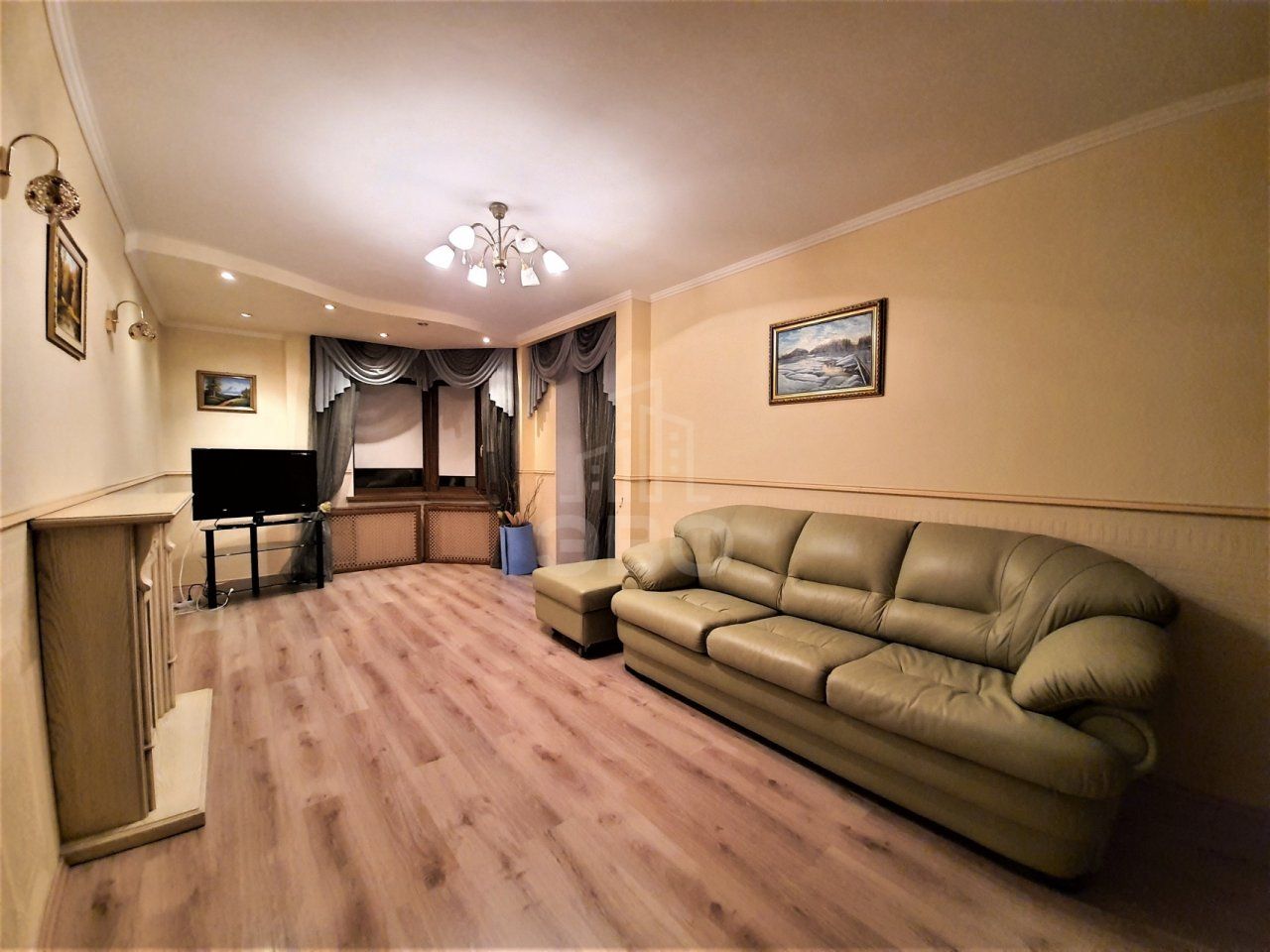 двухкомнатная квартира в Санкт-Петербурге по адресу: Сиреневый б-р., 10