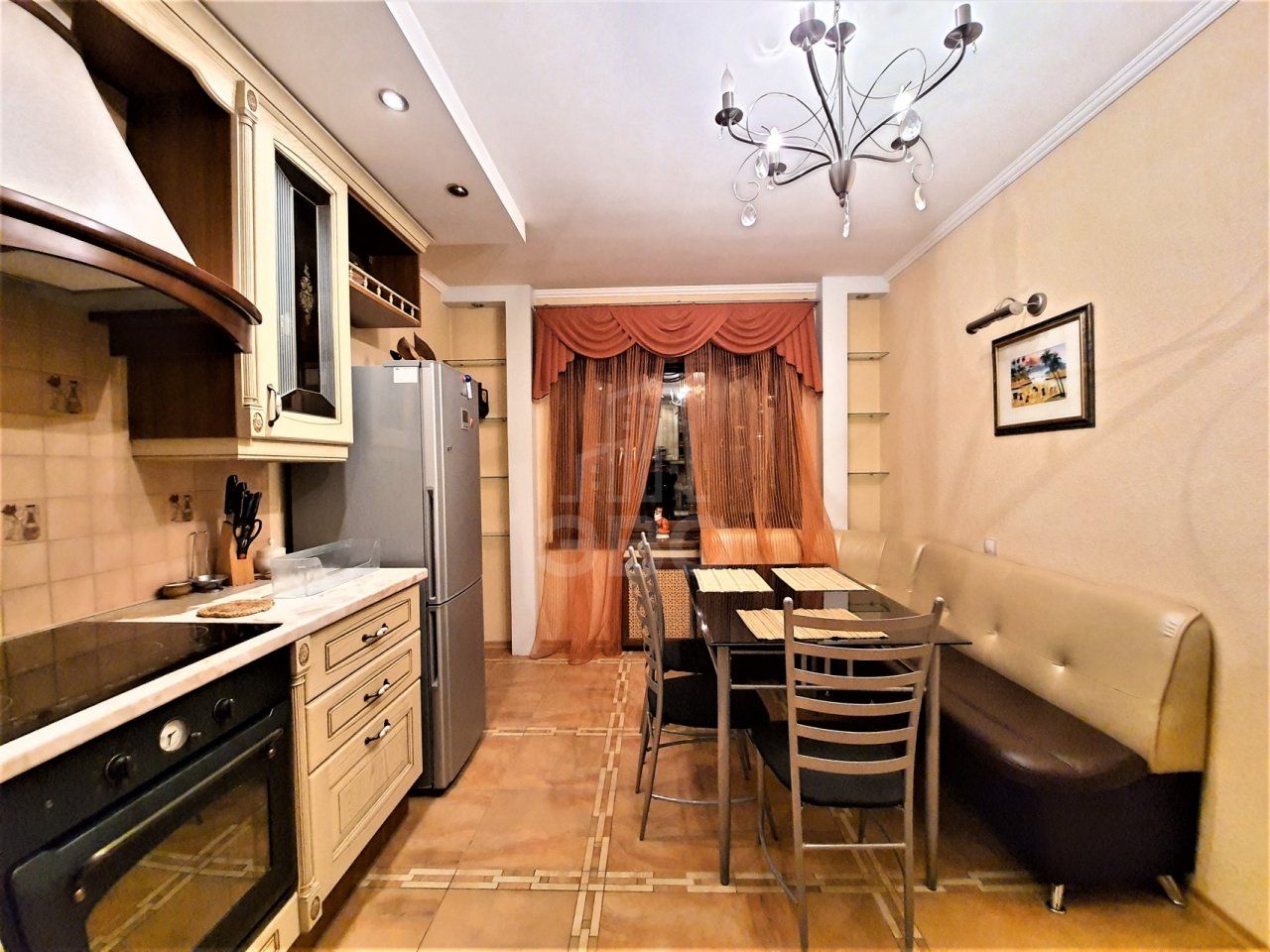 двухкомнатная квартира в Санкт-Петербурге по адресу: Сиреневый б-р., 10