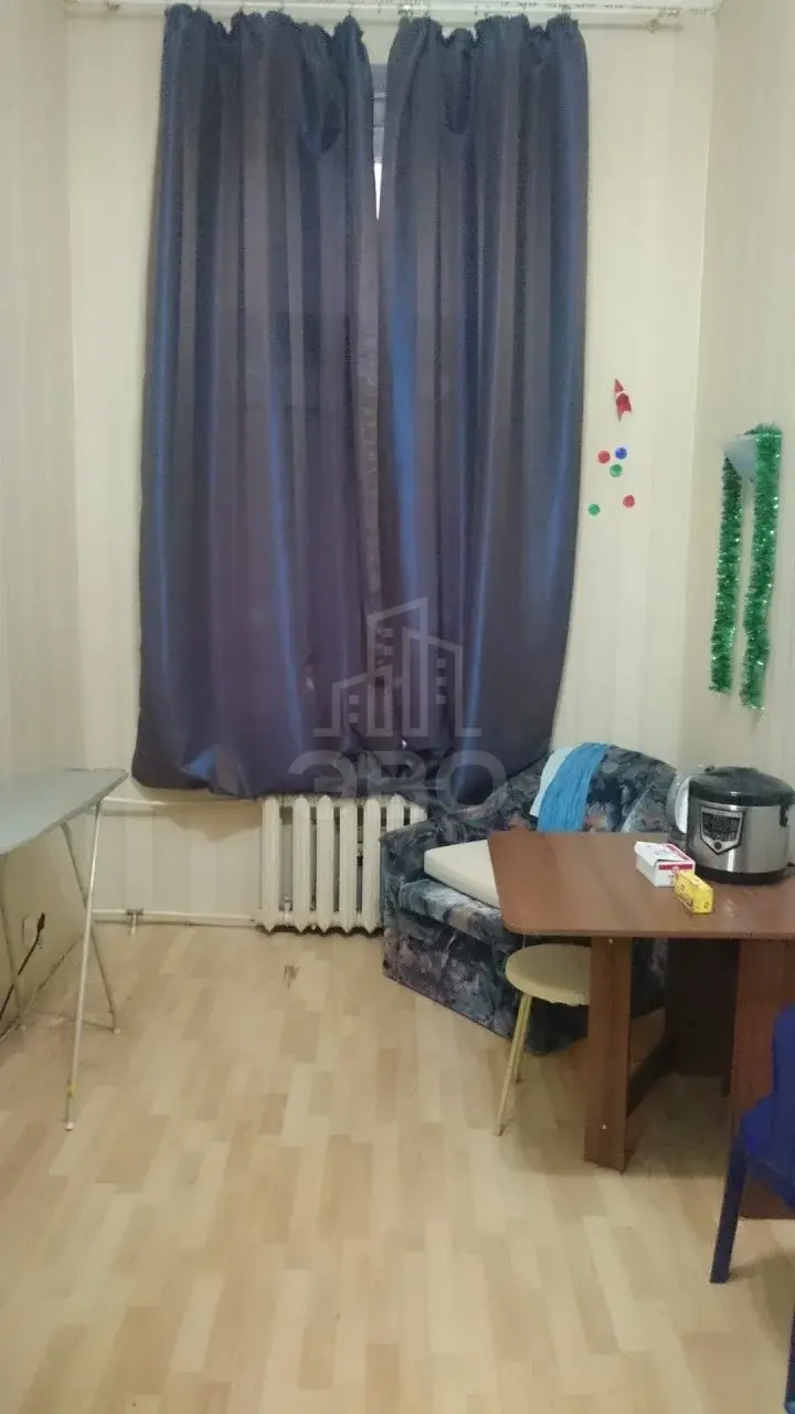 комната в Санкт-Петербурге по адресу: Блохина ул., 2/77