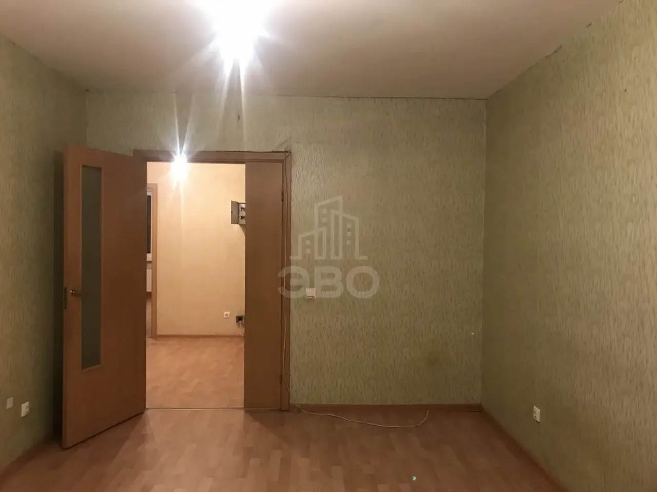 трехкомнатная квартира в Санкт-Петербурге по адресу: Колпинское ш., 38, к 1