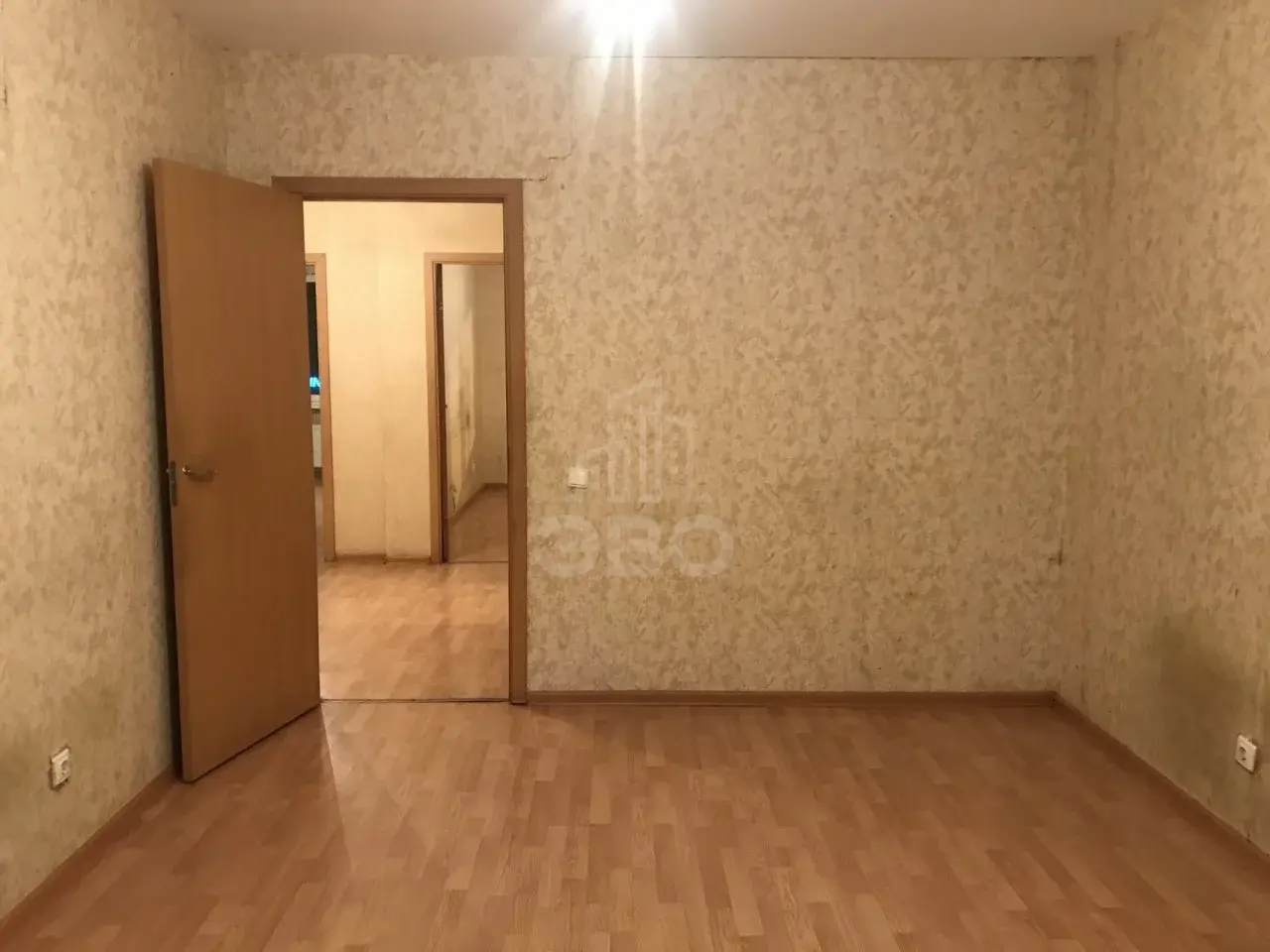 трехкомнатная квартира в Санкт-Петербурге по адресу: Колпинское ш., 38, к 1