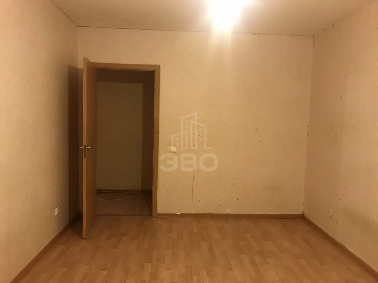 трехкомнатная квартира в Санкт-Петербурге по адресу: Колпинское ш., 38, к 1