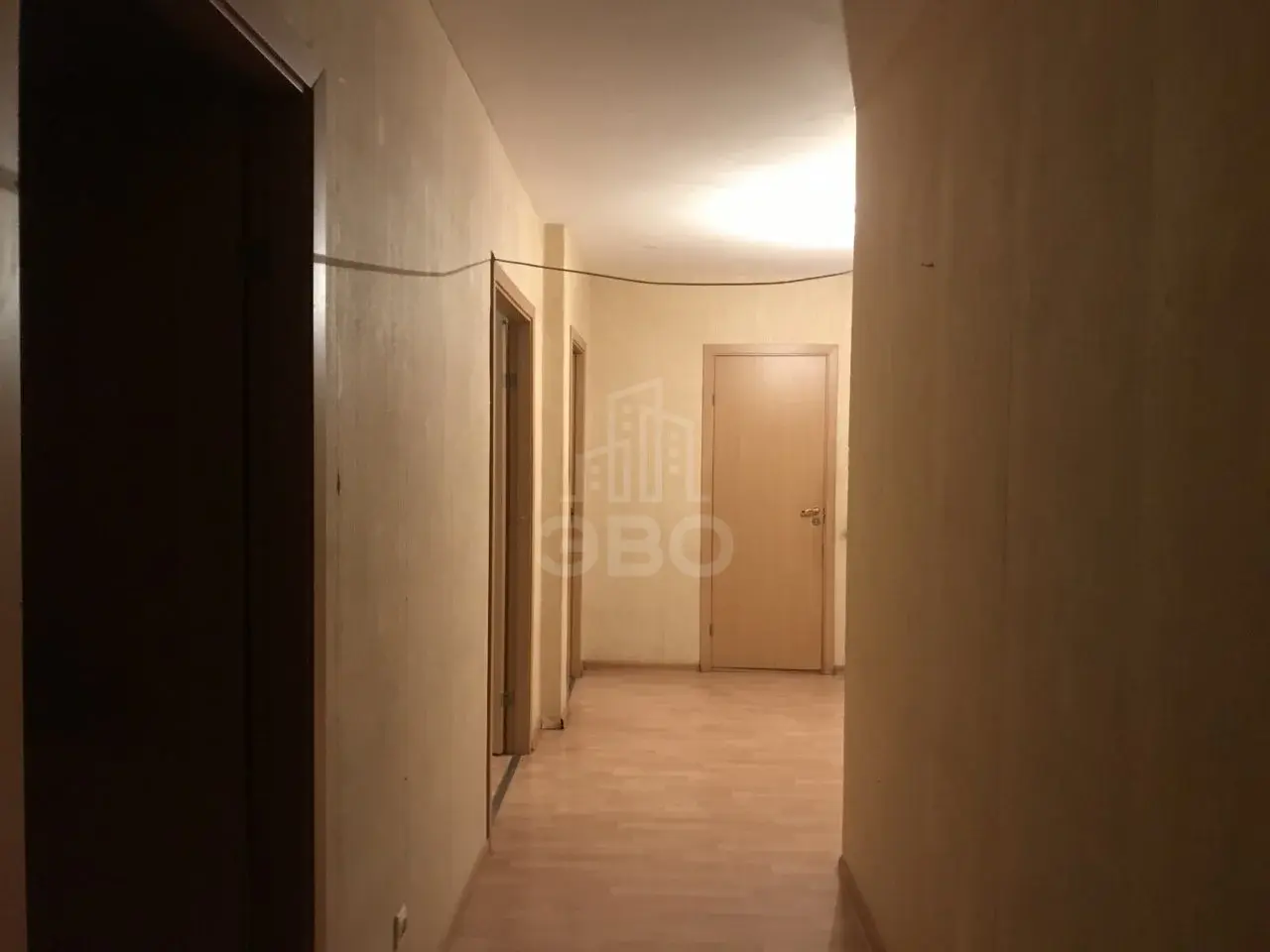 трехкомнатная квартира в Санкт-Петербурге по адресу: Колпинское ш., 38, к 1