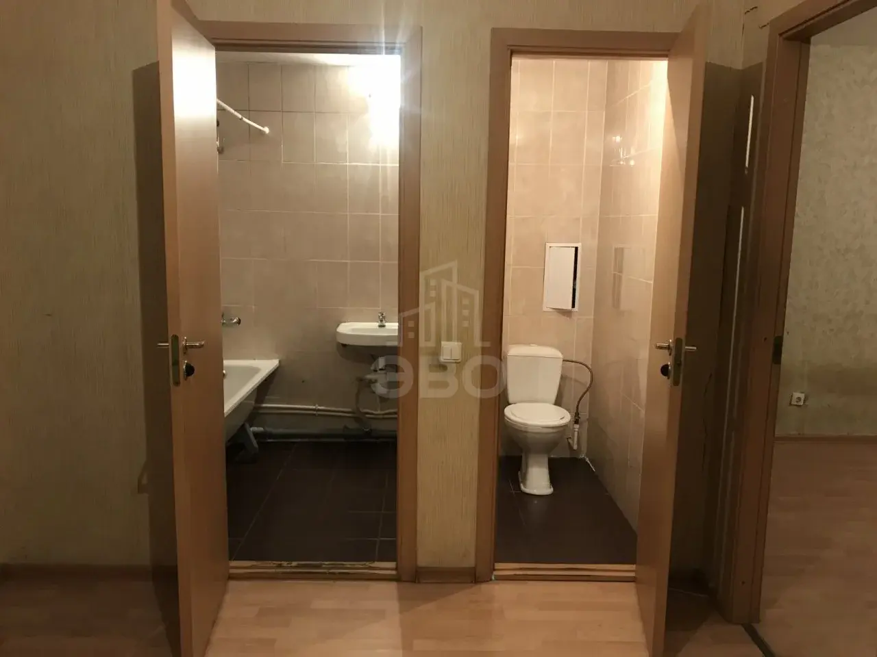 трехкомнатная квартира в Санкт-Петербурге по адресу: Колпинское ш., 38, к 1