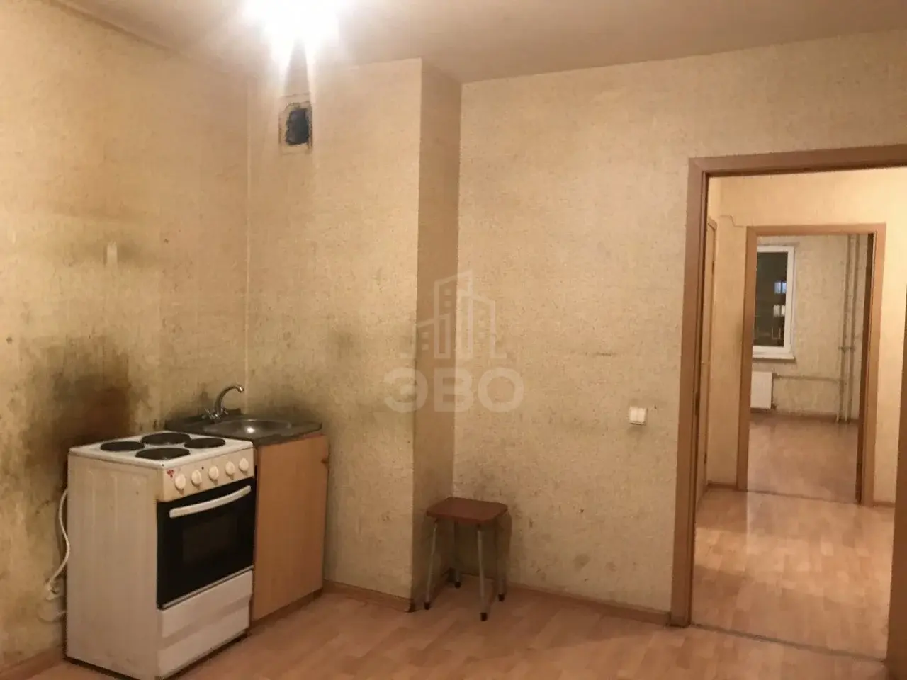 трехкомнатная квартира в Санкт-Петербурге по адресу: Колпинское ш., 38, к 1