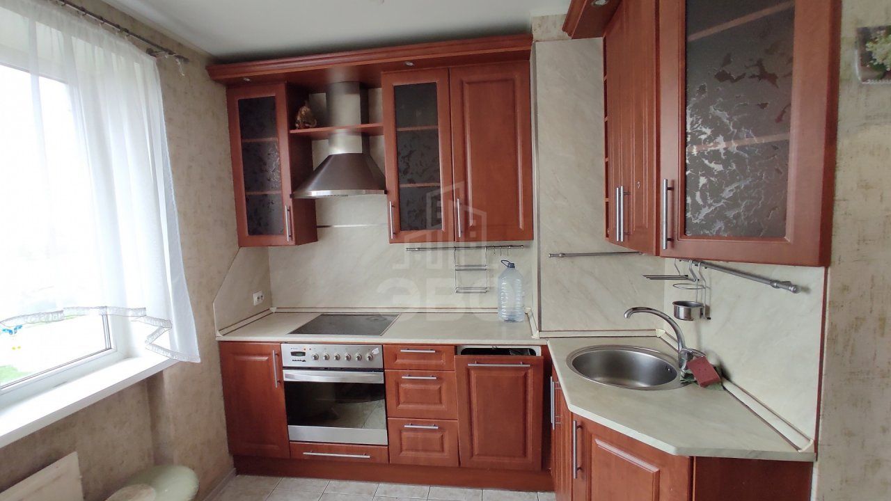 двухкомнатная квартира в Санкт-Петербурге по адресу: Передовиков ул., 37